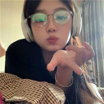 模范爱侣